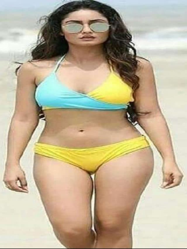 दिन पर दिन बोल्ड होते जा रही है आश्रम की बबीता, फैंस बोले बाबा का क्या होगा?