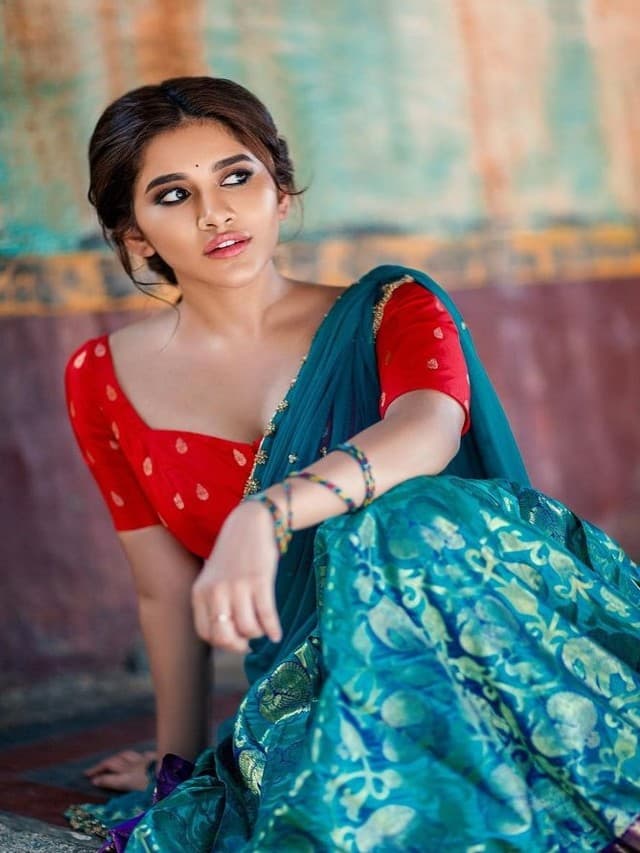 टॉलीवुड की ये एक्ट्रेस है बेहद ही खूबसूरत, इनकी एक ही अदा पर लाखों लोग है फिदा