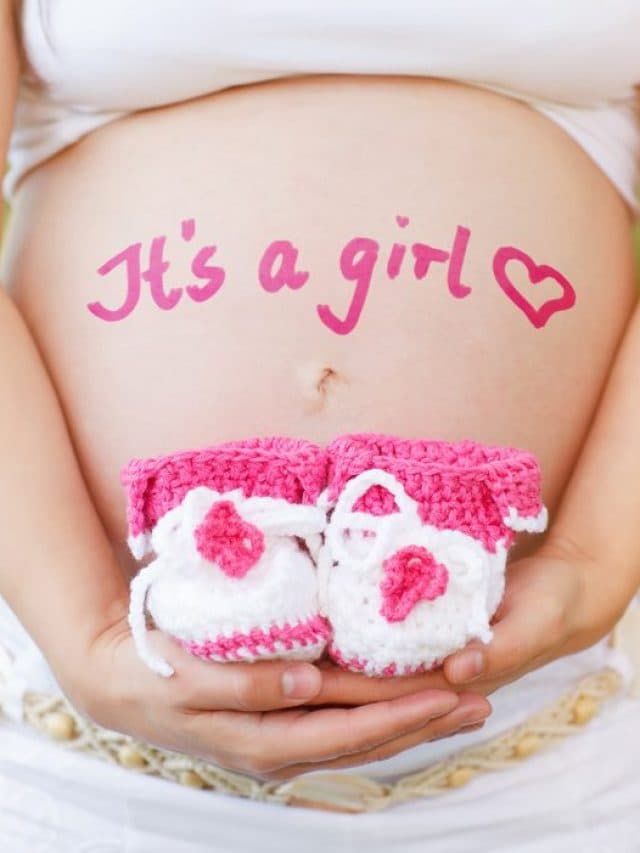 Symptoms of baby girl in womb: गर्भ में बेटी होने के लक्षण