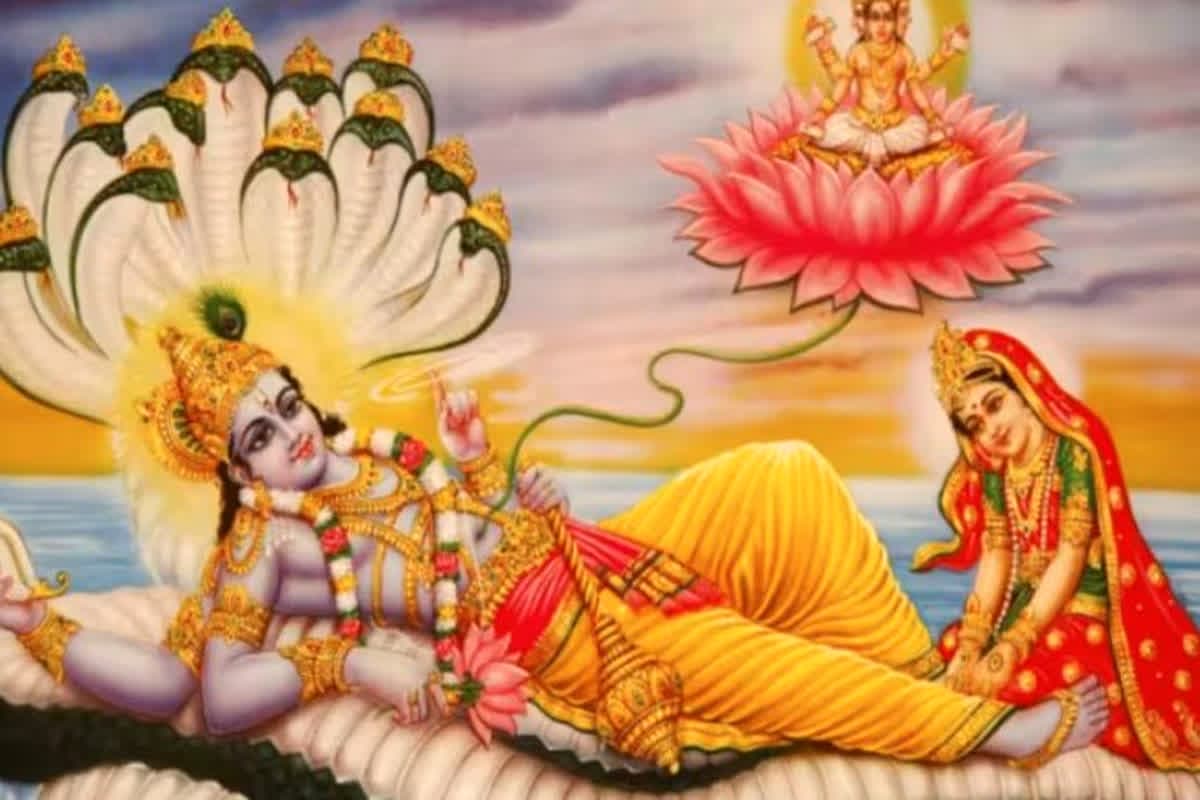 Devshayani Ekadashi 2025: चार माह के लिए योगनिद्रा में जाएंगे भगवान विष्णु, नहीं होगा कोई भी शुभ कार्य, जानें क्या है इसकी वजह