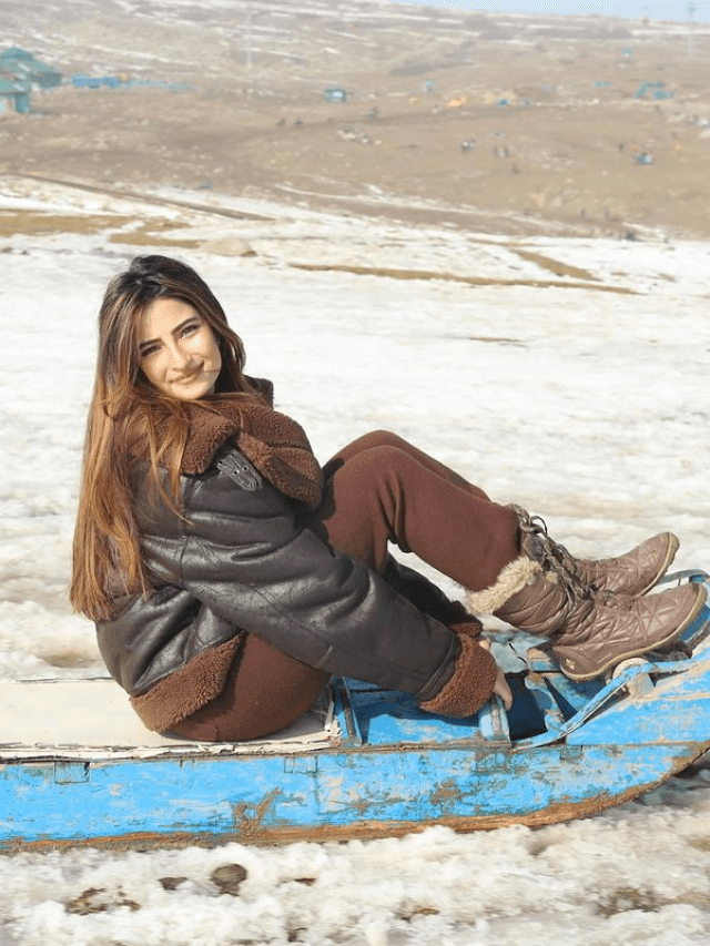 Palak Tiwari Hot Photos: विंटर लुक में पलक तिवारी ने बढ़ाया इंटरनेट का पारा