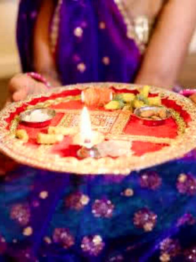 Diwali Pooja Thali: दिवाली के दिन पूजा की थाली में जरूर रखें ये सामान