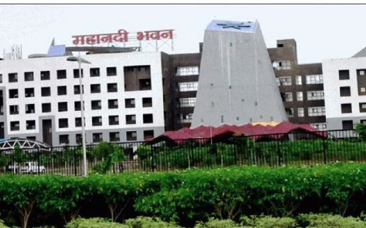 CG Transfer News: छत्तीसगढ़ में बंपर तबादले, एक साथ बदले गए कई जनपदों के CEO, देखें पूरी सूची