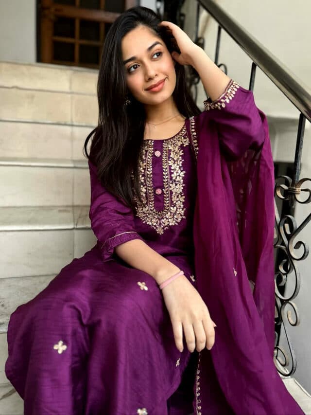 Jannat Zubair Desi Look : देसी अंदाज में जन्नत जुबैर ने फैंस को किया मदहोश