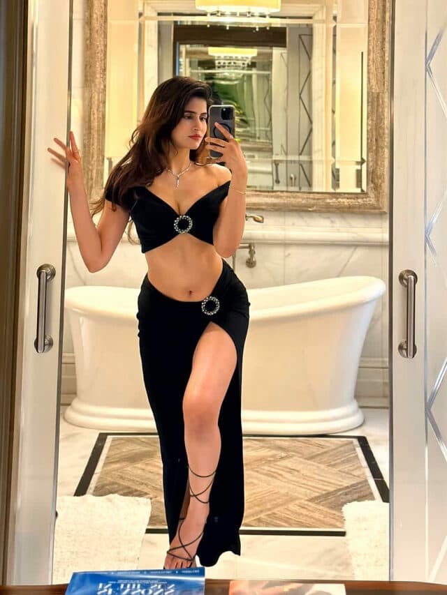 Sakshi Malik Hot Photos: एक्ट्रेस ने सिजलिंग आउटफिट में शेयर की मिरर सेल्फी