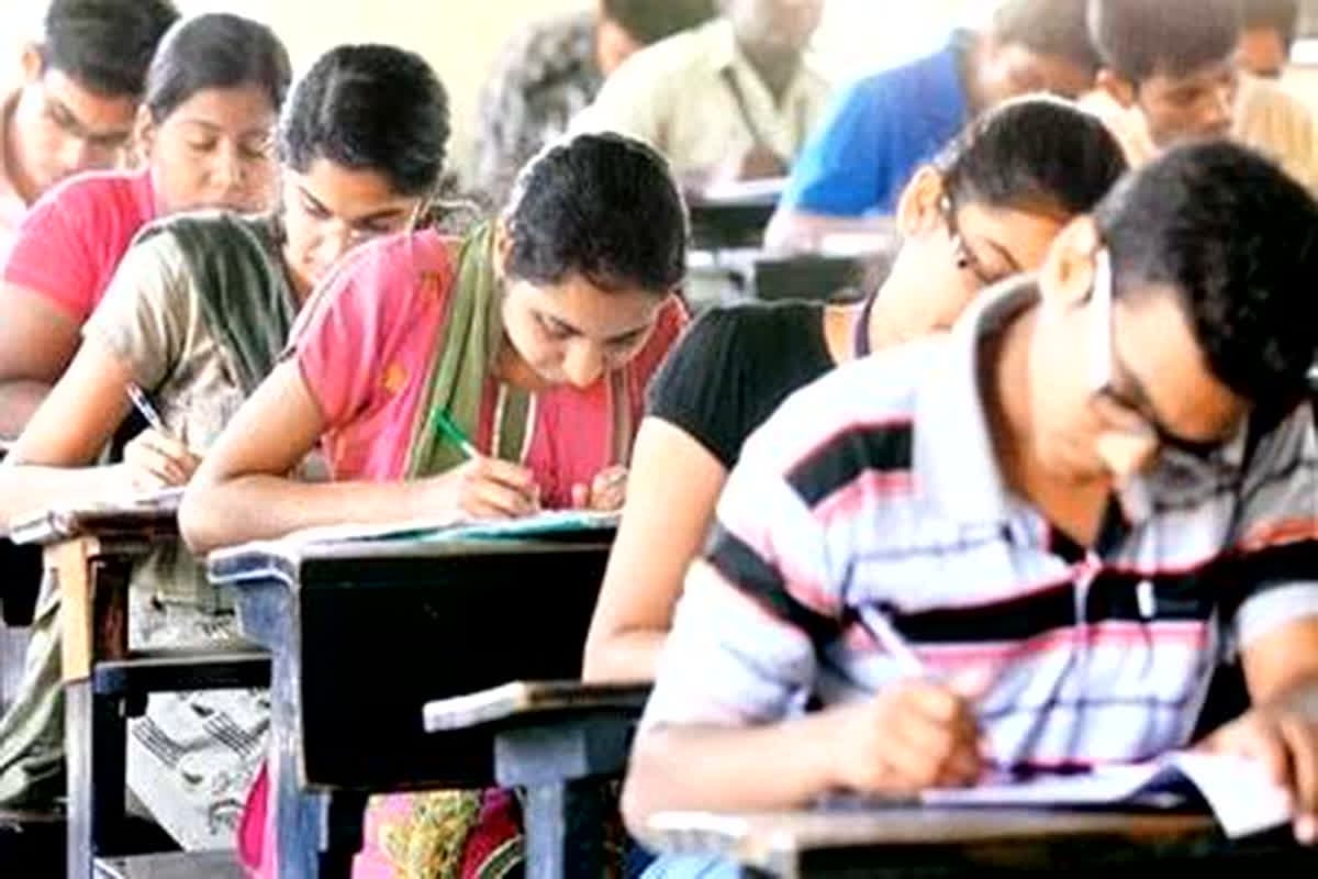 MPPSC Exam 2025 : राज्य सेवा प्रांरभिक परीक्षा आज, 1.18 लाख अभ्यर्थी देंगे परीक्षा, एग्जाम सेंटर जाने से पहले इन बातों का रखें ध्यान