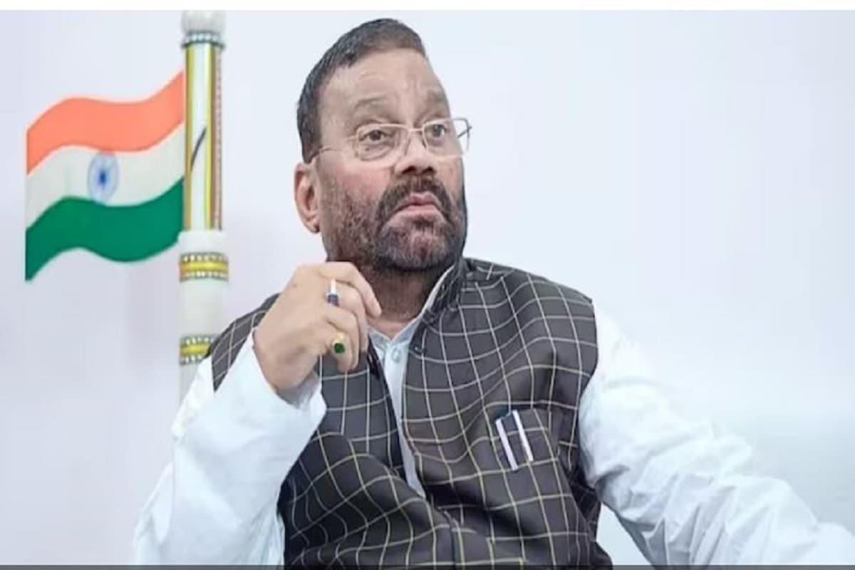 Swami Prasad Maurya on Aurangzeb Controversy: ‘औरंगजेब भले ही बुरा था लेकिन नाथूराम गोडसे से बेहतर..’ स्वामी प्रसाद मौर्य ने अबू आजमी के बयान का किया समर्थन, बीजेपी पर बोला हमला