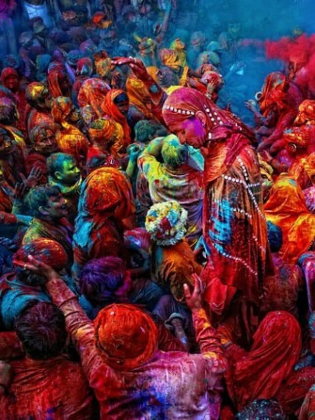 Why Vrindavan Holi is Famous: आखिर क्यों स्पेशल होती है वृंदावन की होली, जानें…