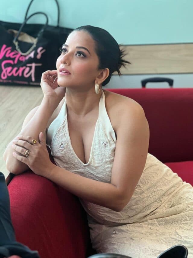 Monalisa Hot Photos: भोजपुरी एक्ट्रेस ने बॉडीकॉन ड्रेस में लगाया ग्लैमर का तड़का…