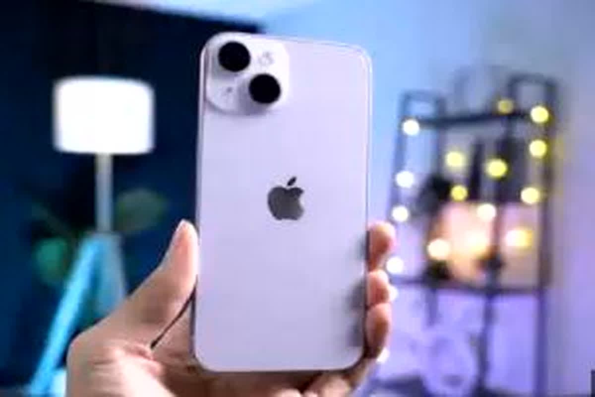 iPhone 15 Discount Offer: iPhone 15 पर मिल रही जबरदस्त डील.. Flipkart Big Diwali Sale में मात्र इतने रुपए में खरीद सकेंगे आप