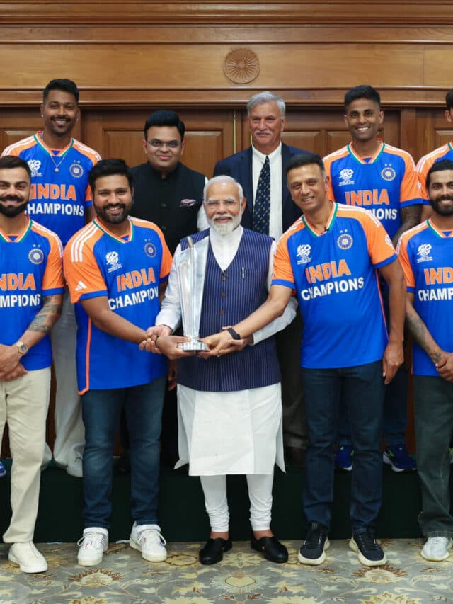 PM Modi Meets Team India: पीएम नरेंद्र मोदी से टीम इंडिया की मुलाकात, यहां देखें तस्वीरें