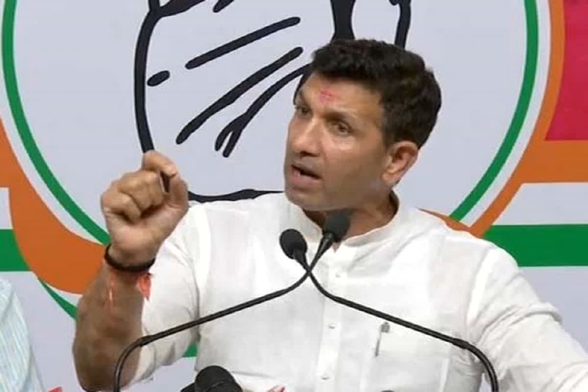 Jitu Patwari Press Conference: पीसीसी चीफ ने विभिन्न मुद्दों पर सरकार को घेरा, कहा- ‘वित्त मंत्री को देना चाहिए इस्तीफा..’