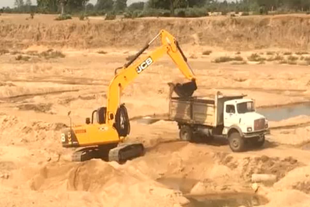 Chhattisgarh Ret Khadan: रेत खदान की निलामी के लिए नोटिफिकेशन जारी, इस दिन लगेगी बोली, 20 नवंबर तक यहां भर सकेंगे निविदा