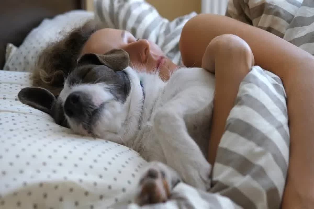 Girl Have Sex with Dog महिला ने पार की सारी हदें, नहीं हुआ कंट्रोल तो कुत्ते के साथ किया सेक्स, अब खानी पड़ी जेल की सजा