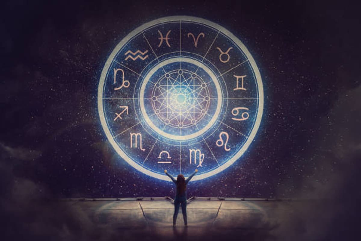 Horoscope 03 November 2024 : आज इन राशियों पर मेहरबान रहेंगे सूर्यदेव.. पूरी होंगी सभी मनोकामनाएं, हर कार्य में मिलेगी सफलता