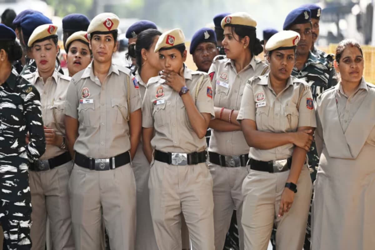 Maternity Leave Latest Update : एक साल की छुट्टी, मनपसंद जगह पर पोस्टिंग.. इन पुलिसकर्मियों मिला बड़ा तोहफा, सीएम ने खुद किया ऐलान