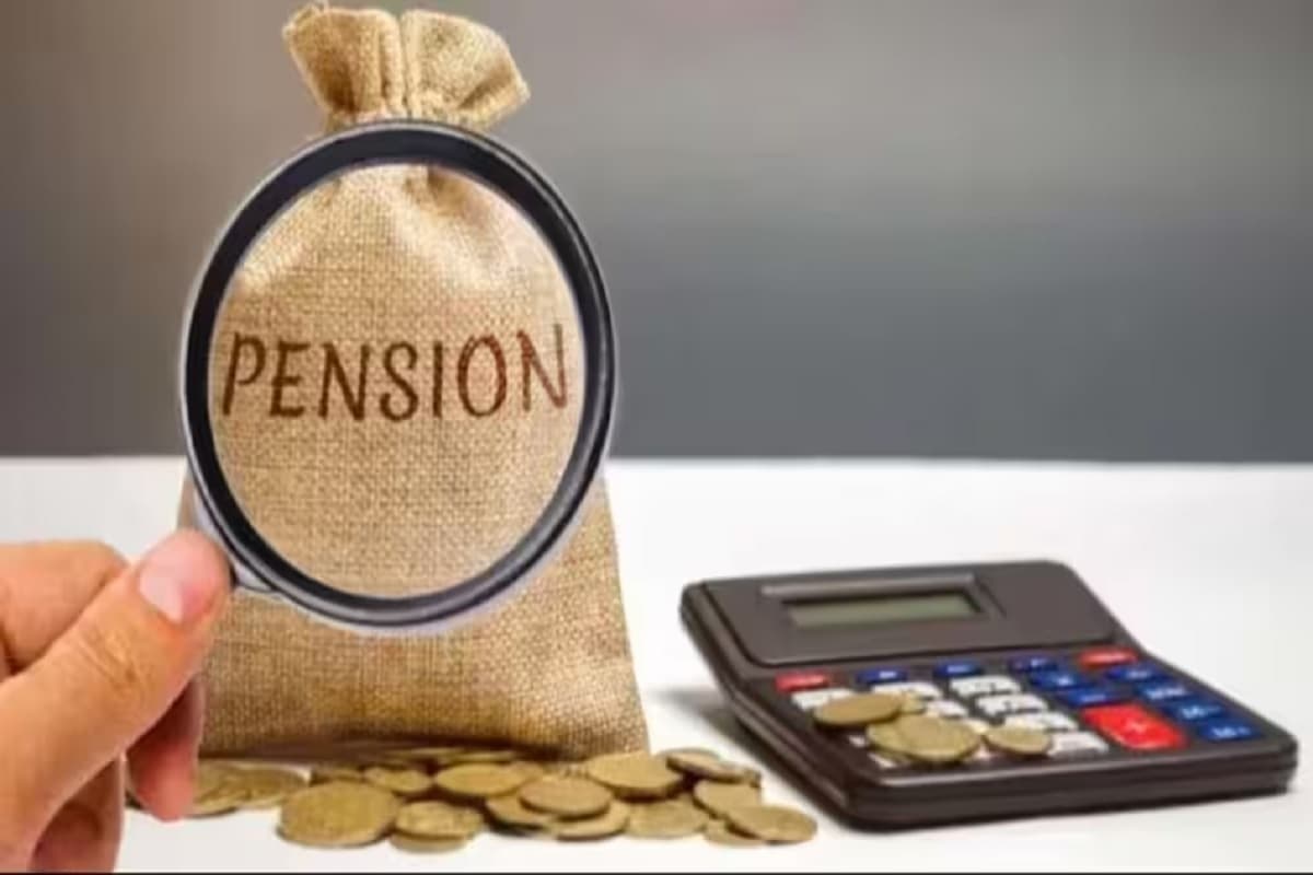 Pension Hike Latest Order : दिवाली से पहले पेंशनर्स को बड़ा तोहफा.. अब मिलेगी इतने प्रतिशत ज्यादा पेंशन, सरकार ने किया आदेश जारी