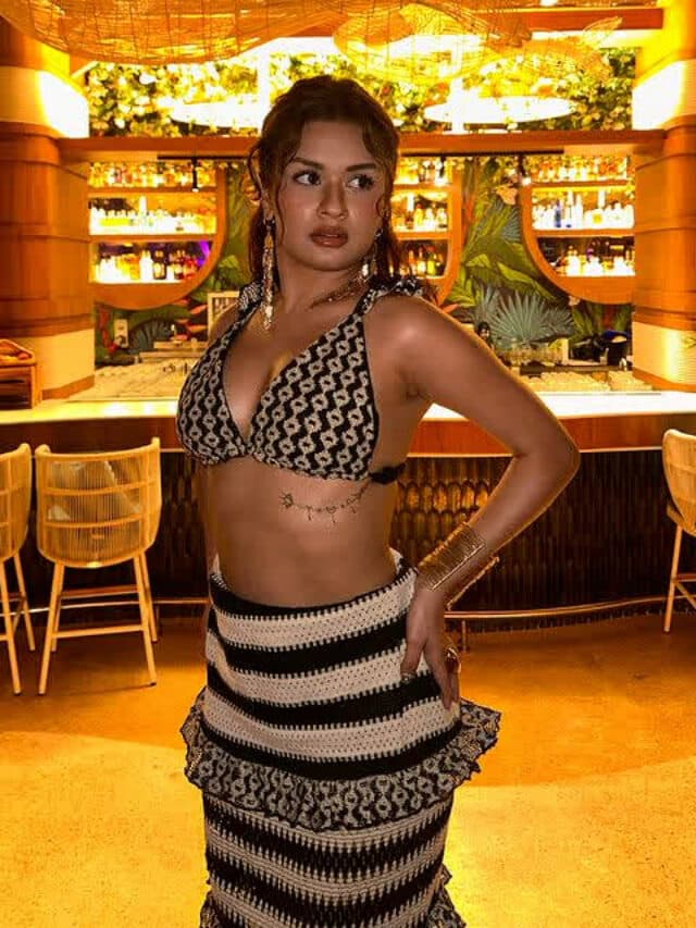 Avneet Kaur Hot Pic: रिवीलिंग आउटफिट में अवनीत कौर ने फ्लॉन्ट किया ब्रा लाइन टैटू , यहां देखें हॉट तस्वीरें
