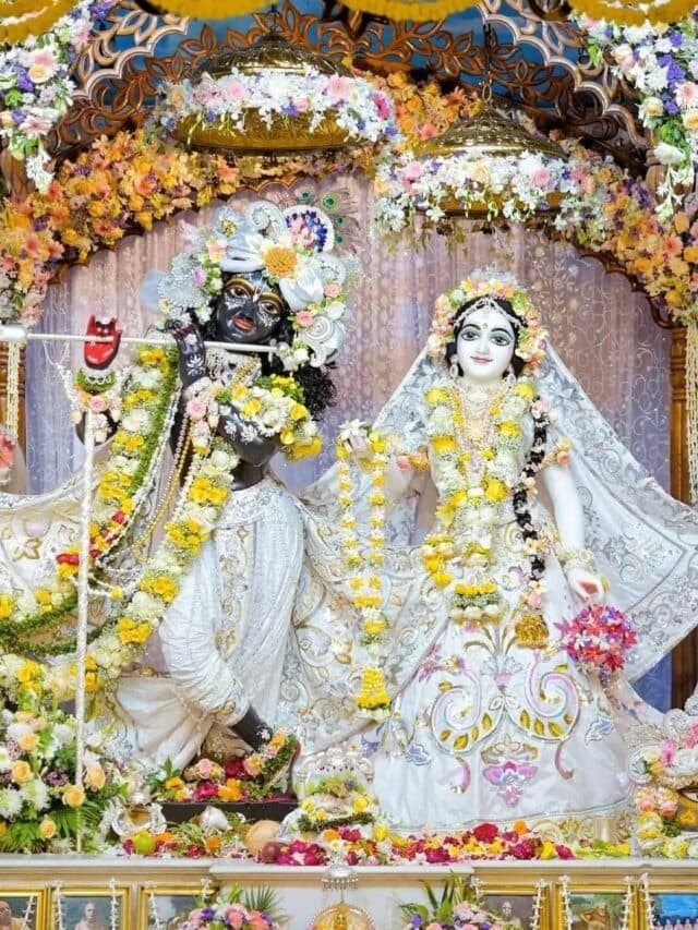 Prem Mandir Vrindavan: प्रेम मंदिर घूमने के साथ इन मंदिरों में भी दर्शन जरूर करें