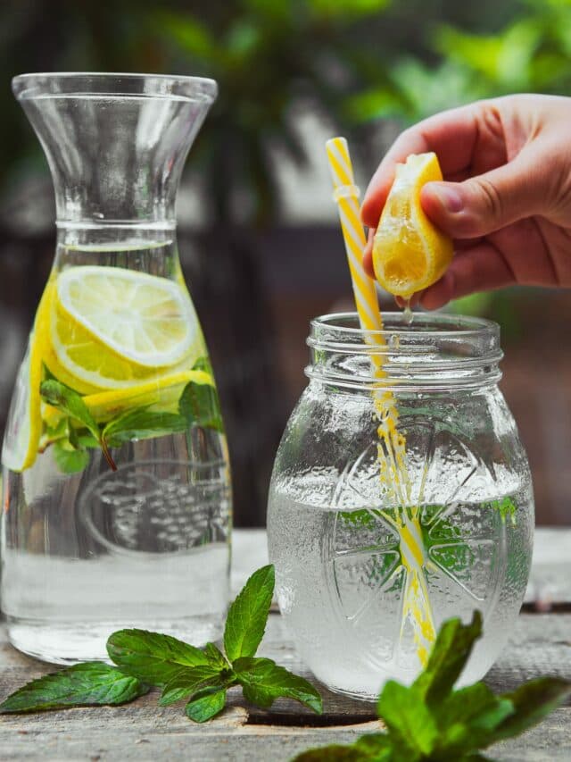 Nimbu Pani Peene Ke Fayde: नींबू पानी पीने से शरीर को मिलते हैं कई बेहतरीन फायदे