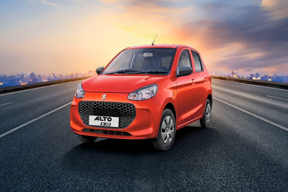 Dhanteras Car Discount Offer: धनतेरस के मौके पर मारुति की इस कार पर मिल रहा बंपर डिस्काउंट, 31 अक्टूबर से पहले उठा लें फायदा