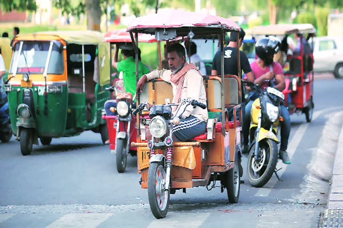 E-rickshaw News: शहर में जब्त होंगे ई-रिक्शा..! कलेक्टर ने जारी किया आदेश, इस वजह से लिया फैसला