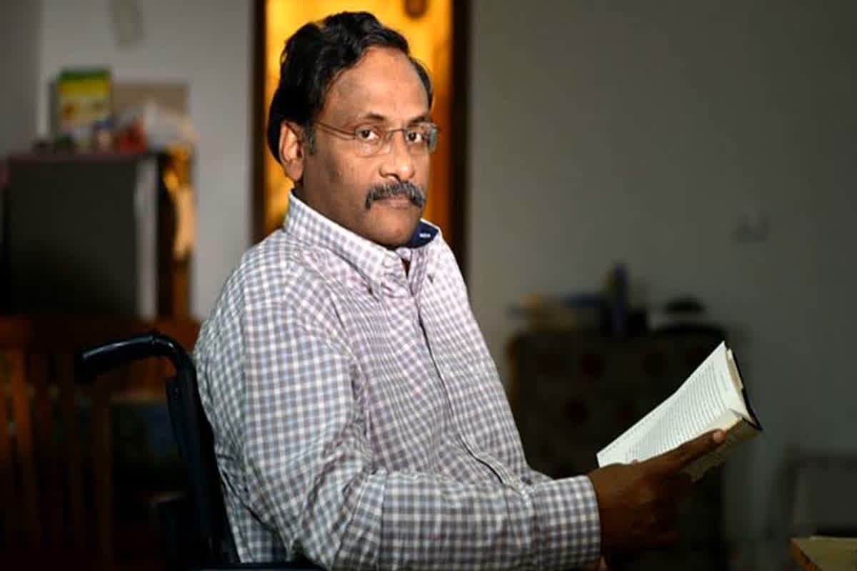 GN Saibaba Death News: DU के पूर्व प्रोफेसर जीएन साईबाबा का निधन, लंबे समय से चल रहे थे बीमार, नक्सलियों से संबंध होने के आरोप में 10 साल रहे जेल में