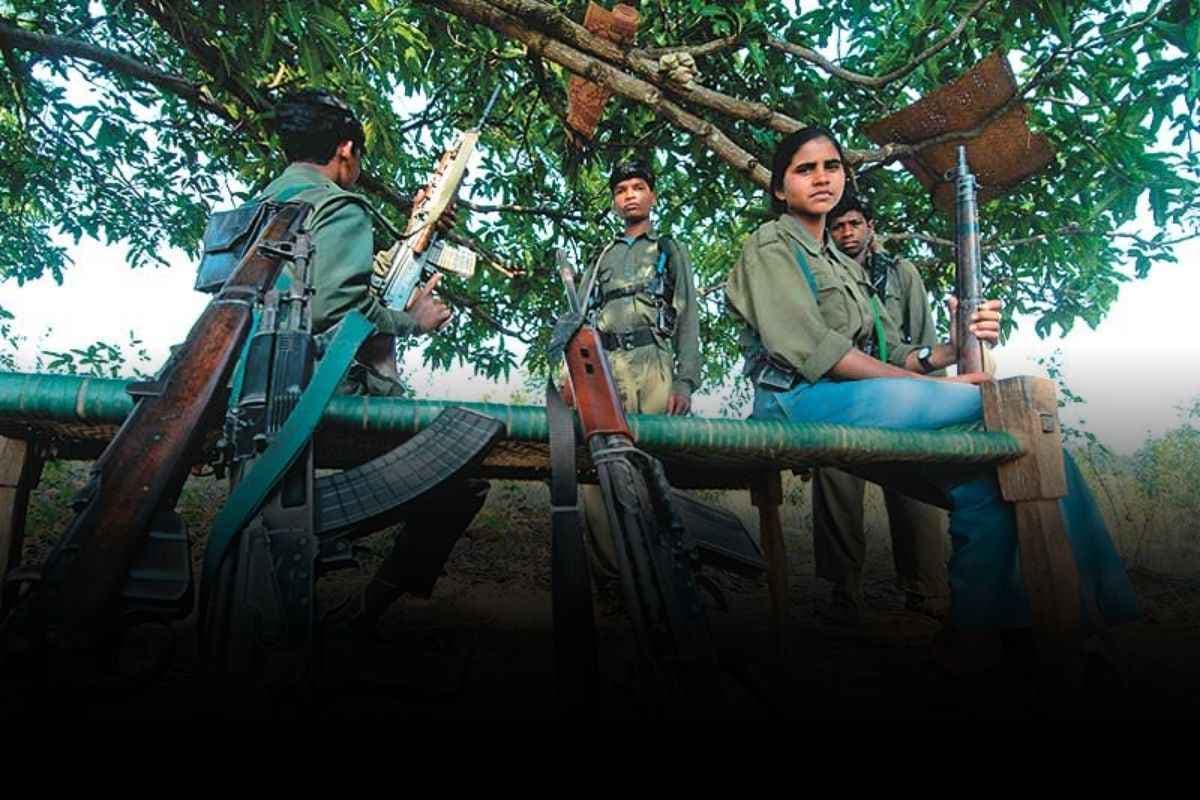 Kanker Naxal Encounter Update: जवानों ने बड़े नक्सली लीडर प्रभाकर को घेरा, कांकेर के जंंगल में जारी है मुठभेड़, कल पांच को किया था ढेर