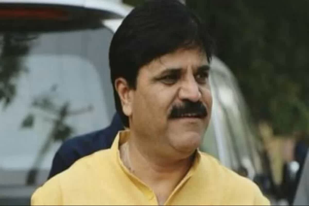Pramod Dubey Raipur Dakshin Candidate: कांग्रेस ने रायुपर दक्षिण सीट से प्रमोद दुबे के नाम पर लगाई मुहर? खरीदा नामांकन फार्म, कल दीपक बैज से की थी मुलाकात