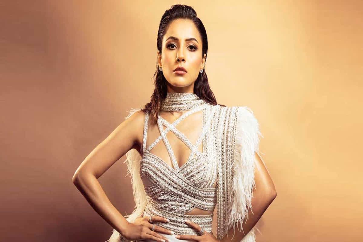 Shehnaaz Gill Viral Video: ‘सबकी इज्जत किया करो..’, स्टेज परफॉर्मेंस के दौरान करण औजला का नाम सुनकर भड़की शहनाज गिल! वायरल हो रहा वीडियो