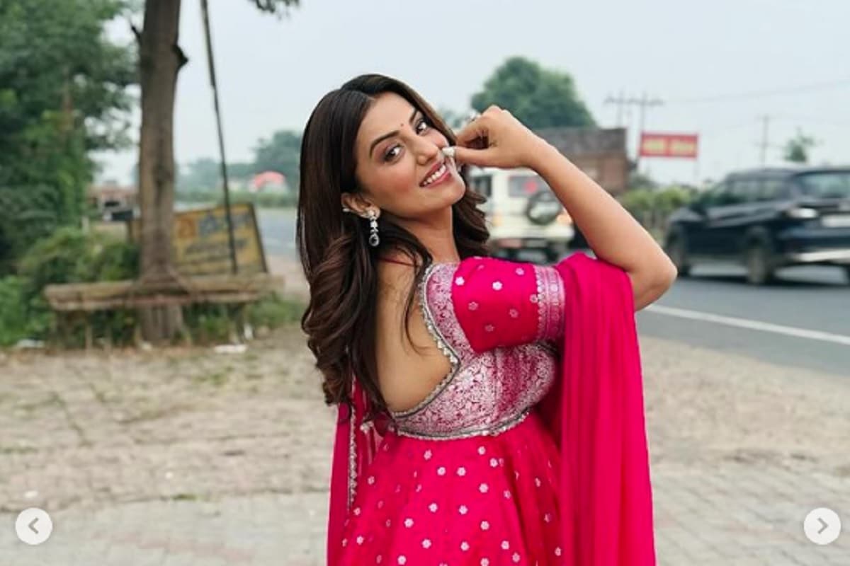 Akshara Singh Latest News: सोशल मीडिया पर वायरल हुआ भोजपुरी एक्ट्रेस का ये पोस्ट, लुक देखकर आप भी हो जाएंगे दीवाने