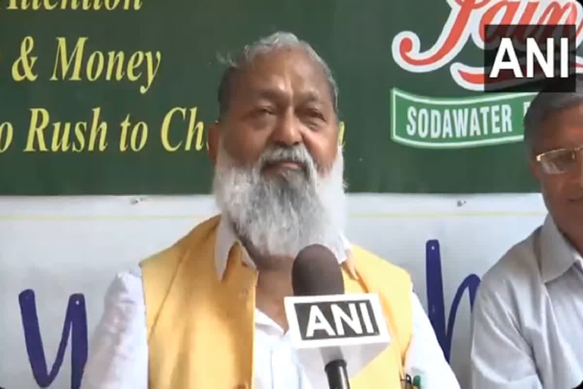 Anil Vij Big Statement: ‘अब उन्हें पंजे को हटाकर जलेबी रख लेना चाहिए’, कांग्रेस पर जमकर बरसे पूर्व गृहमंत्री, राहुल गांधी को भी लिया आड़े हाथ