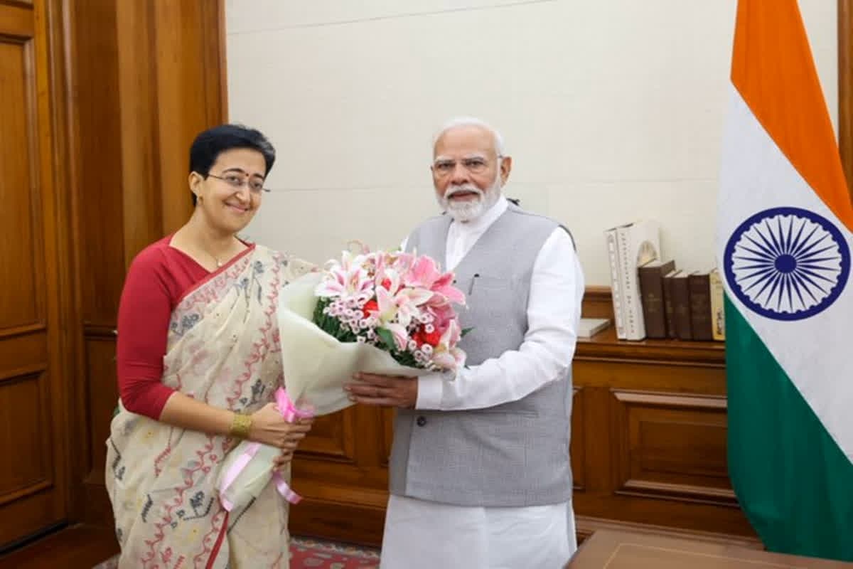 CM Atishi Meet PM Modi: सीएम आतिशी ने की पीएम मोदी से मुलाकात, दिल्ली सरकार और केंद्र सरकार के बीच सहयोग पर की चर्चा
