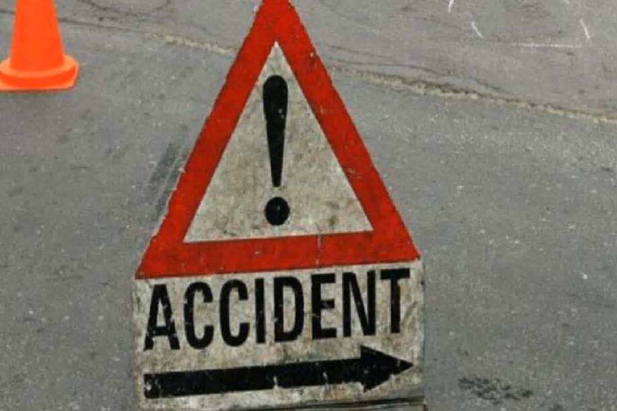 Road accidents in madhya pradesh: हादसों का बुधवार!.. अलग-अलग सड़क हादसों में पांच की दर्दनाक मौत, 19 से ज्यादा अस्पतालों में दाखिल..