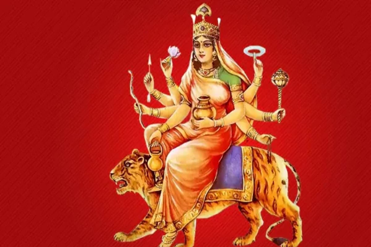 Shardiya Navratri 2024 4th Day: नवरात्रि के चौथे दिन ऐसे करें मां कूष्मांडा की पूजा, इन मंत्रों के जाप से मिलेगी सफलता, यहां जानें पूजा विधि से लेकर आरती