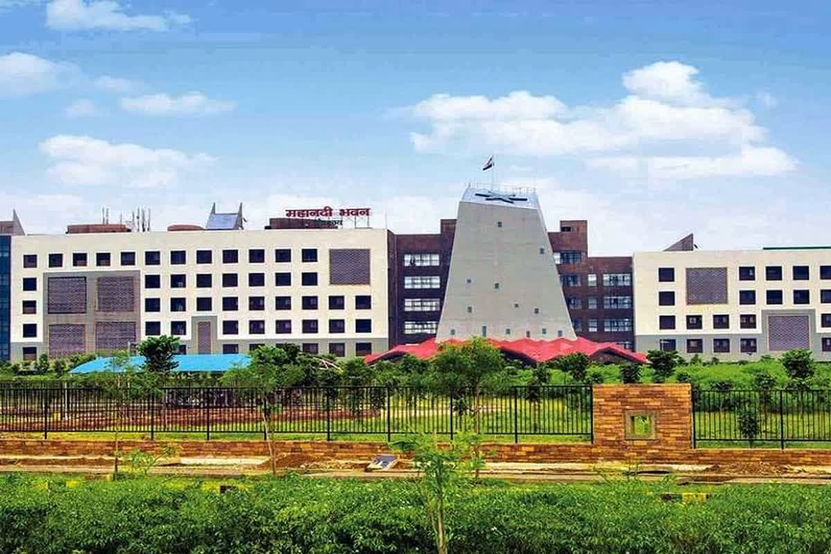 CG Sarvajanik Avkash 2025 News Today: छत्तीसगढ़ में कल रहेगा सार्वजनिक अवकाश, बंद रहेंगे सरकारी कार्यालय