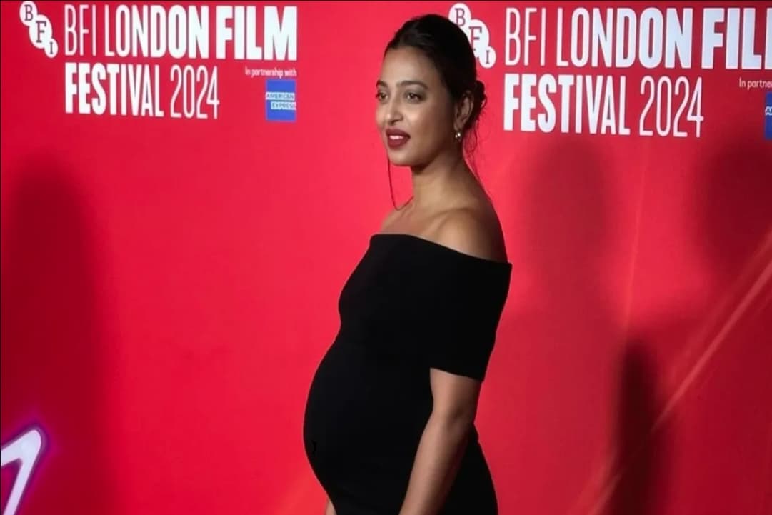 इस एक्ट्रेस के घर गूंजने वाली हैं किलकारियां.. शादी के 12 साल बाद हुईं प्रेग्नेंट, बेबी बंप फ्लॉन्ट करते हुए शेयर की तस्वीर