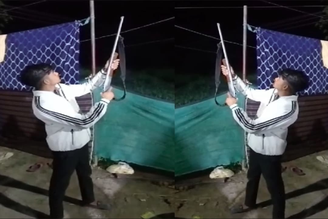 Video : युवाओं को चढ़ा हथियारों के साथ रील बनाने का शौक.. फायरिंग करते बनाया वीडियो, अब पड़ गए लेने के देने
