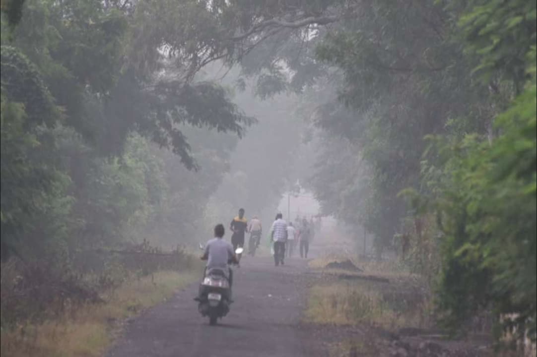 CG Weather Latest Update: छत्तीसगढ़ में अब पड़ेगी कंपकंपाने वाली ठंड, 5 दिनों में इतने डिग्री गिरेगा पारा, जानिए कहां पड़ेगी सबसे ज्यादा ठंड