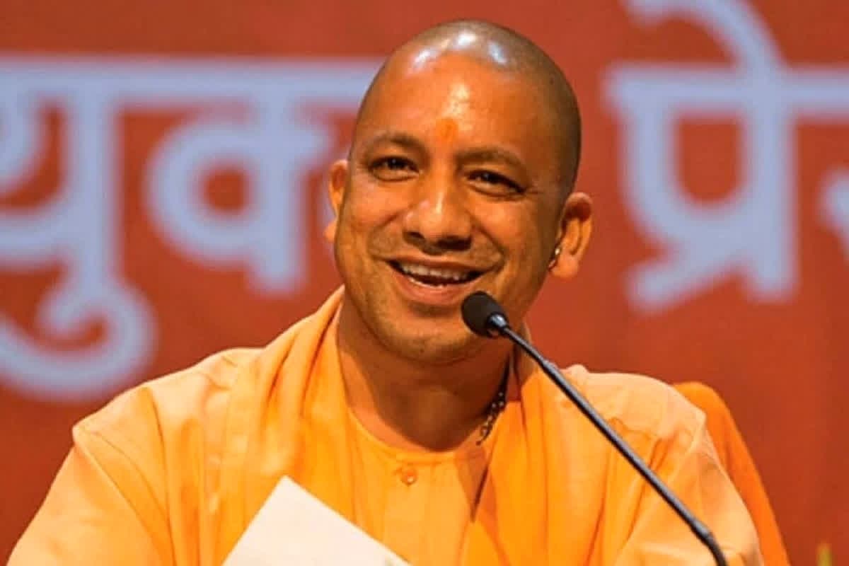 Public Holiday on Mahanavami: दो दिनों के लिए बंद रहेंगे स्कूल और सभी सरकारी दफ्तर, सीएम योगी ने किया ऐलान, जानें कोई लिया गया ये फैसला