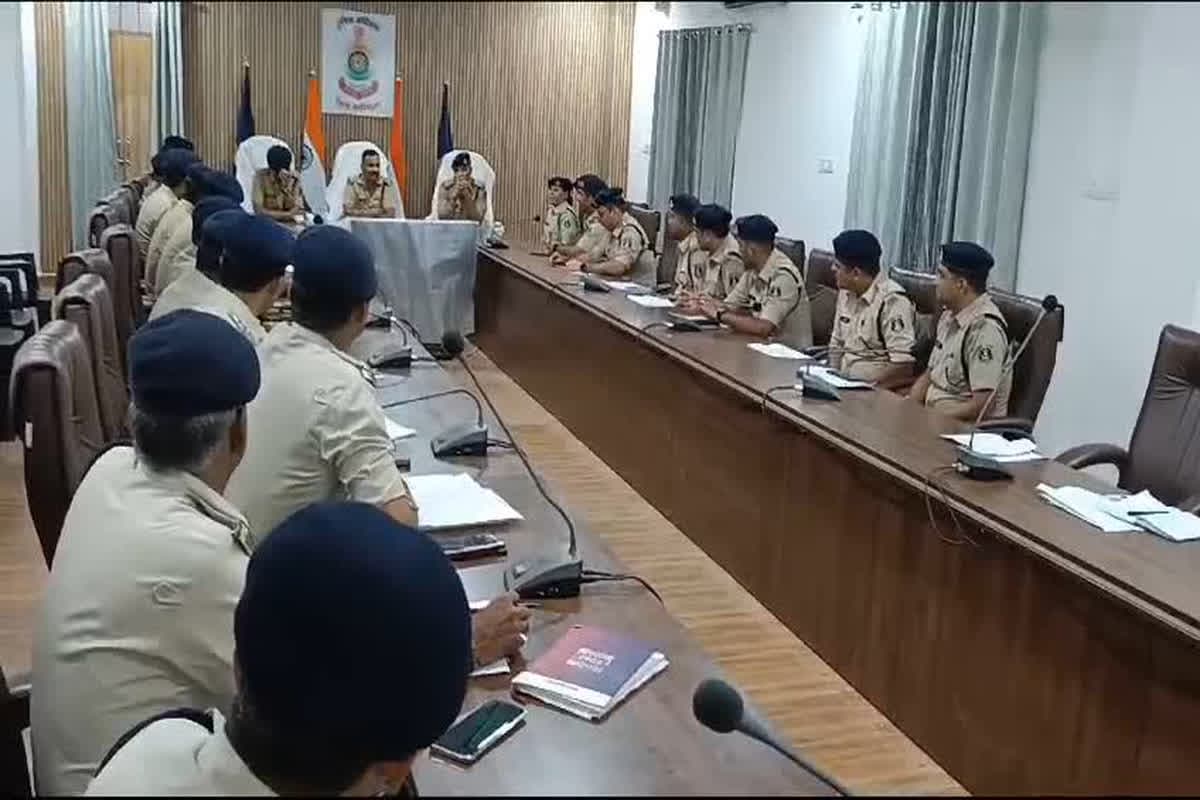 Loharidih Hatyakand Update: न्यायिक जांच के साथ अब SIT टीम भी करेगी लोहारीडीह कांड की जांच, IG दीपक झा के निर्देश पर टीम का गठन