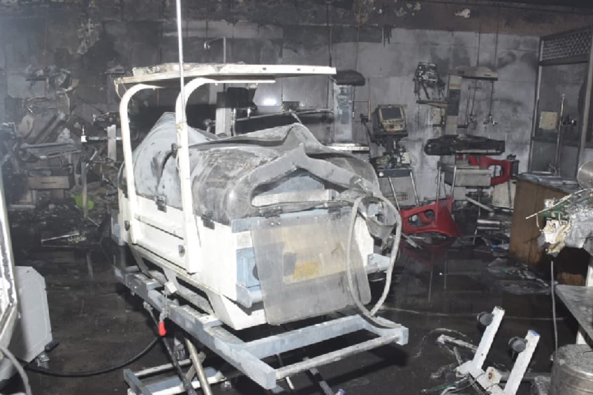 Jhansi Hospital Fire Incident: झांसी अस्पताल अग्निकांड में 10 बच्चों की मौत, राष्ट्रपति मुर्मू और पीएम मोदी सहित कई नेताओं ने जताया दुख