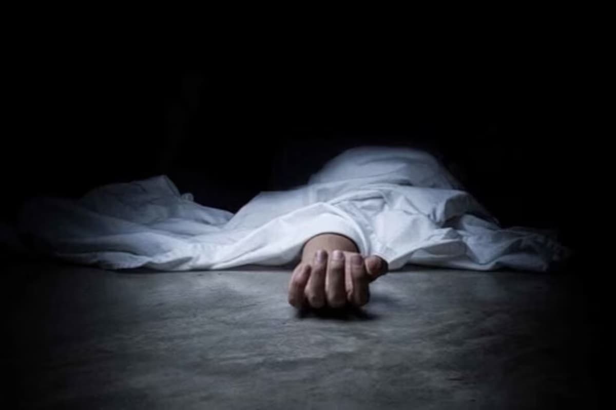 Army Jawan Suicide In Bhopal: ऑन ड्यूटी आर्मी जवान ने किया सुसाइड, मेस के कमरे में फंदे से लटकता मिला शव, मचा हड़कंप
