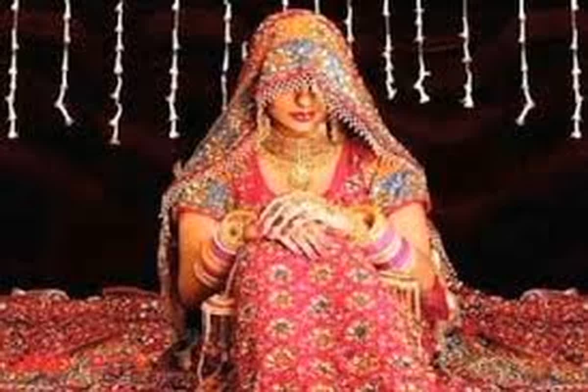 Suhagrat Par Dulhan Ka Kand: सुहागरात पर दुल्हन ने किया बड़ा कांड, ऐसा हुआ दुल्हे का हाल, परिवार वालों के भी उड़े होश