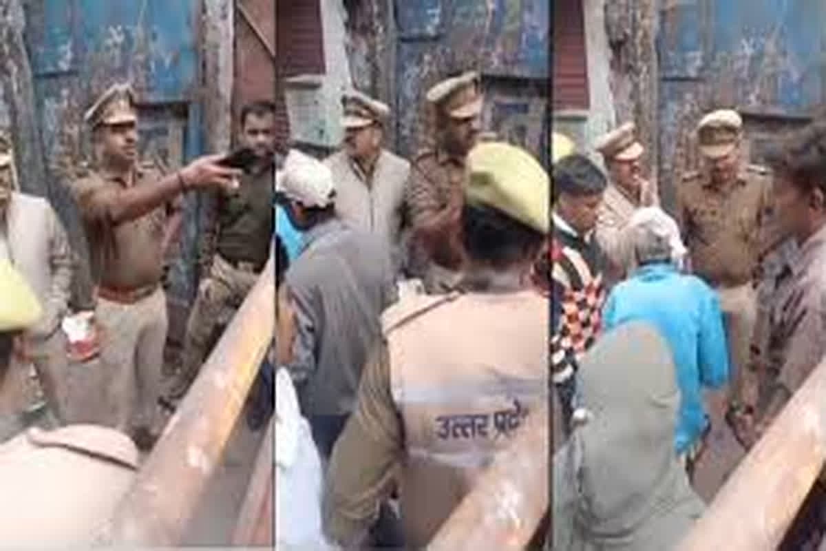 7 Police officers Suspended: वोटिंग के दौरान चुनाव आयोग का बड़ा एक्शन, एक साथ 7 पुलिसकर्मियों को किया निलंबित, जानें वजह