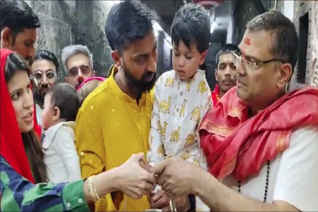 Cricketer Krunal Pandya in Ujjain : उज्जैन पहुंचे क्रिकेटर क्रुनाल पांड्या, बाबा महाकाल के दर्शन कर लिया आशीर्वाद