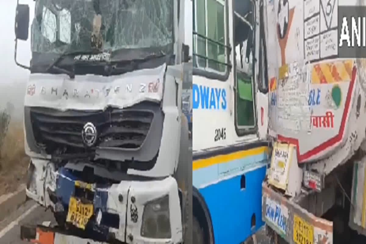 Rohtak Road Accident: ठंड शुरू होते ही कोहरे ने बढ़ाई परेशानी, आपस में टकराई एक के बाद एक दर्जनों गाड़ियां, हादसे में कई लोग घायल