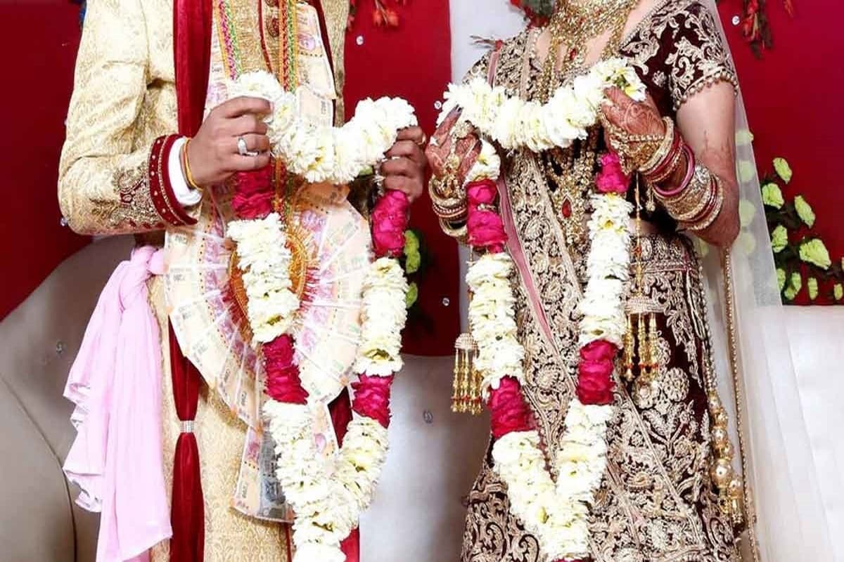 जेल में बना मंडप, अधिकारी-कर्मचारी बने घराती-बराती, बलात्कार के आरोपी ने पीड़िता से रचाई शादी, जानें क्या है पूरा मामला