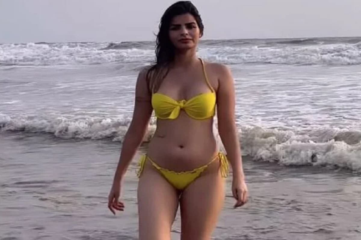 Sexy Video: बिकिनी लुक में इस एक्ट्रेस ने मचाई सनसनी, सेक्सी अवतार देख आप भी हार बैठेंगे अपना दिल