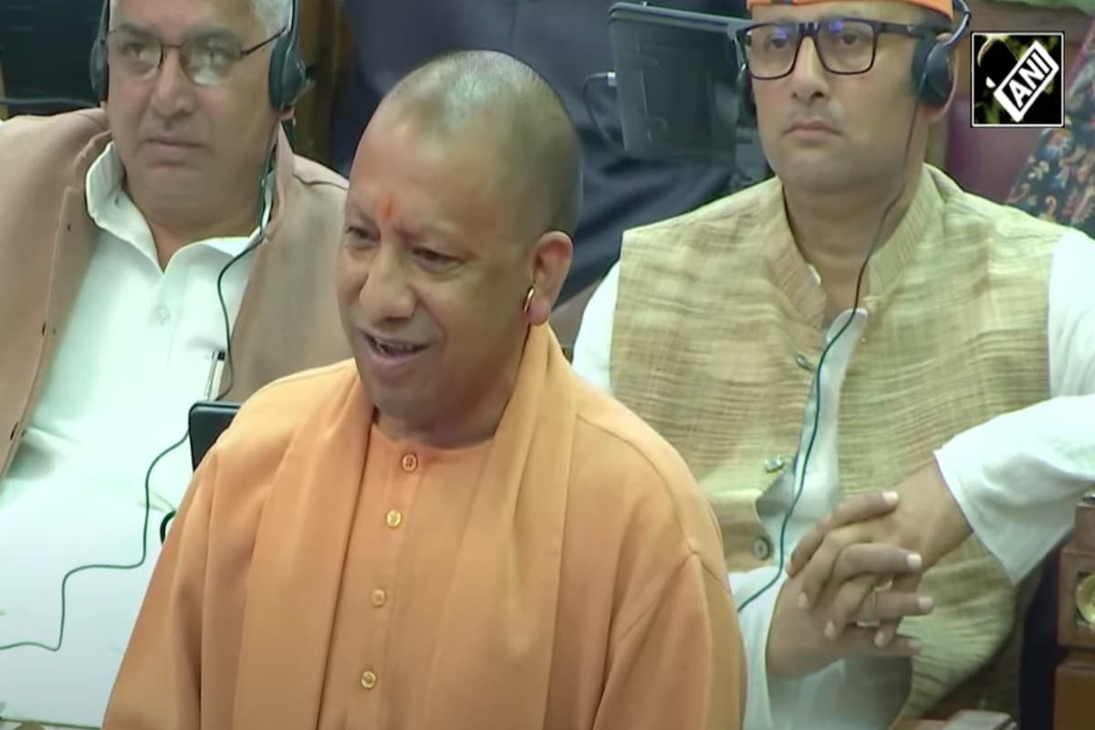 UP Assembly Winter Session 2024 : संभल में मिले शिव मंदिर का जिक्र.. सीएम योगी ने विपक्ष को लिया आड़े हाथ, सदन में कहा- ‘जिसने भी माहौल खराब किया, एक भी बचने वाला नहीं”
